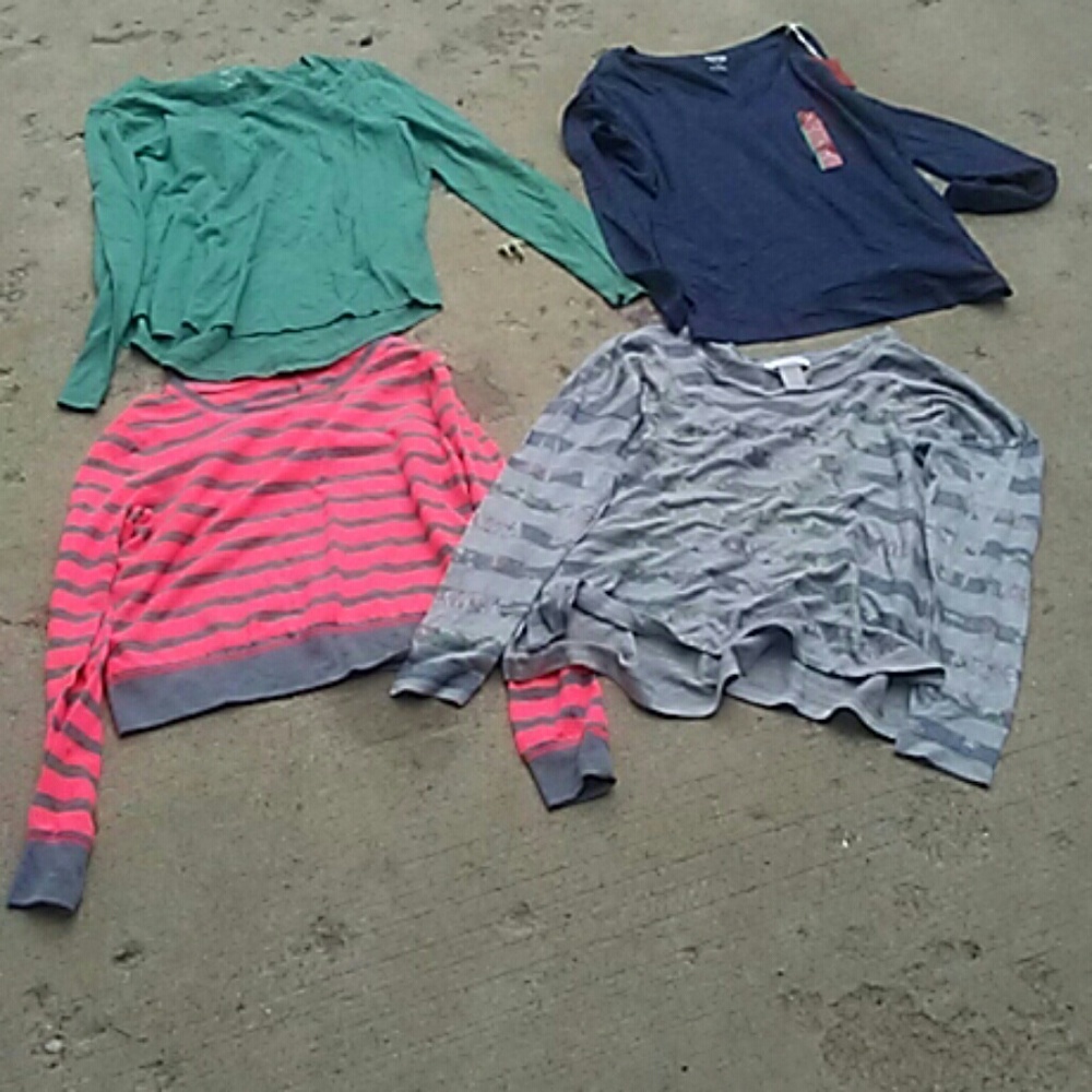 4 long sleeves sz m